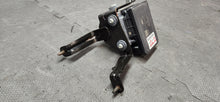 Load image into Gallery viewer, 2017 Ford Mustang GT ABS Module Anti-Lock Brakes "Auto" OEM.1
