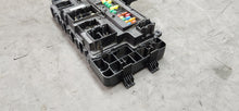 Load image into Gallery viewer, 2017 Ford Mustang GT BCM Body Control Module "Automatic" OEM1
