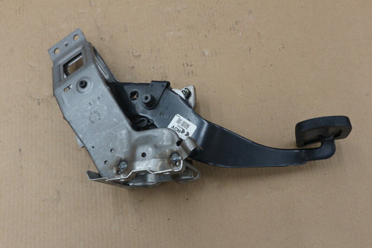 2010-2015 Chevrolet Camaro Brake Pedal Assembly  OEM