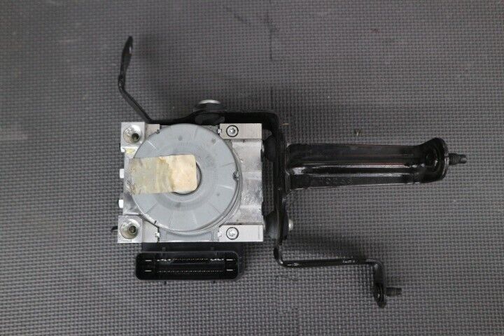 2018-2022 Ford Mustang GT ABS Brake Pump Module Control "Manual" - OEM