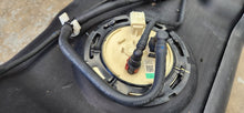 Load image into Gallery viewer, 2012-2014 Ford F-150 Fuel Tank 145 WB OEM3
