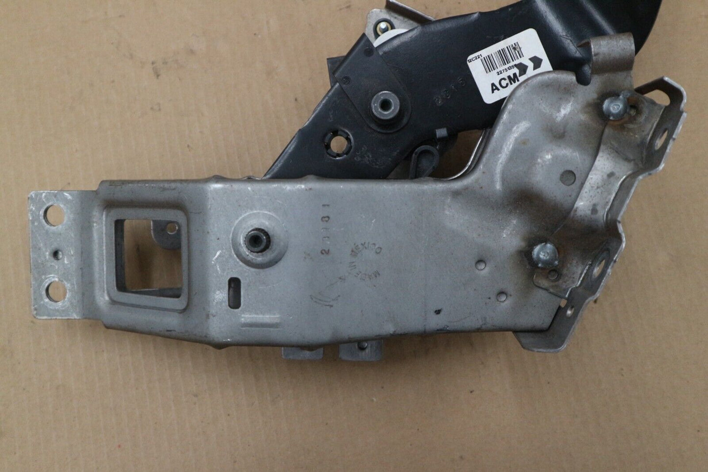 2010-2015 Chevrolet Camaro Brake Pedal Assembly  OEM