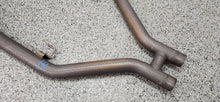 Load image into Gallery viewer, 2005-2009 Ford Mustang GT  4.6  LH &amp; RH Exhaust Manifold Pipe OEM4
