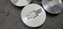 Load image into Gallery viewer, 2010 2015  Chevrolet Camaro Center Cap Set OEM3

