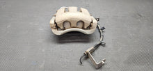 Load image into Gallery viewer, 2010-2014 Ford Mustang GT LH &amp; RH Front Brake Caliper OEM6
