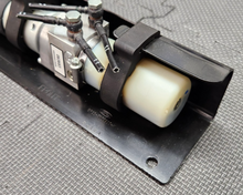 Load image into Gallery viewer, 2011-2014 Ford Mustang Convertible Top Pump Motor - OEM1
