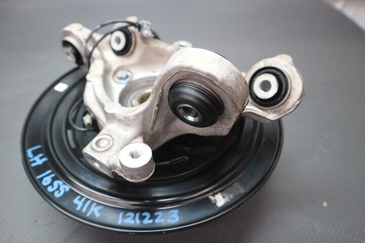 2016-2023 Chevrolet Camaro SS LH Driver Rear Spindle Knuckle OEM