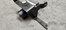 Load image into Gallery viewer, 2005 Ford Mustang GT ABS Module Anti-Lock Brakes "Manual" OEM.5
