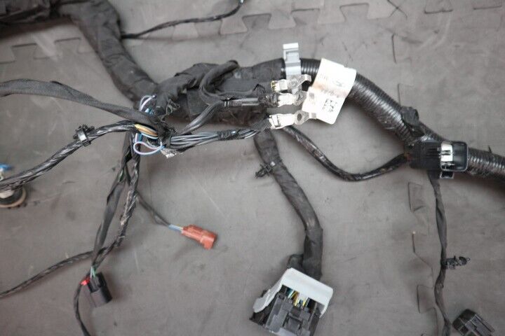 2021 Mustang GT Fuse Box w/Engine Bay Harness OEM