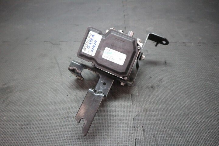 2013-2014 Ford Mustang GT ABS Brake Pump Module Control "Automatic" OEM