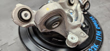 Load image into Gallery viewer, 2016-2024 Chevrolet Camaro SS RH Passenger Rear Spindle OEM6
