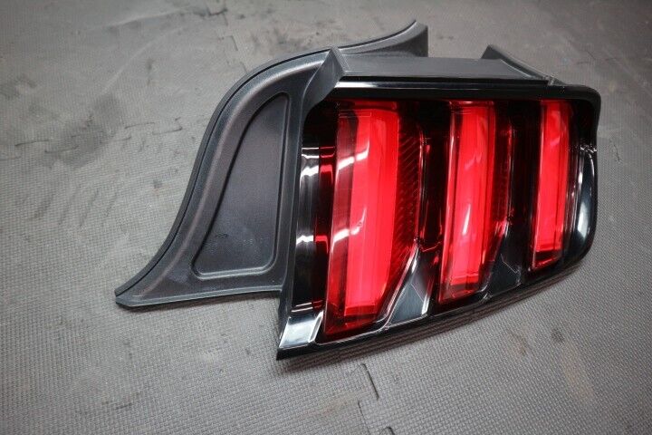 2015-2017 Ford Mustang GT EcoBoost RH Passenger LED Taillight OEM