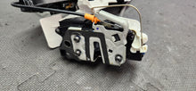 Load image into Gallery viewer, 2015-2023 Ford Mustang GT V6 RH Passenger Door Handle with Latch OEM
