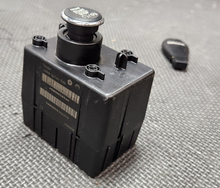 Load image into Gallery viewer, 2008-2014 Dodge Challenger Engine Start Stop Button Switch w/Fob OEM5
