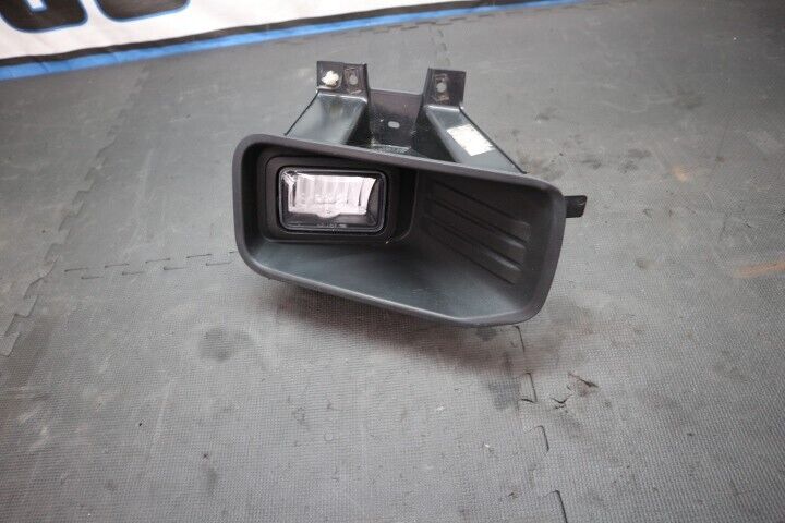 2018-2020 Ford F150 Left Fog Light W/ Bezel Part# FL34-15A255-AB OEM