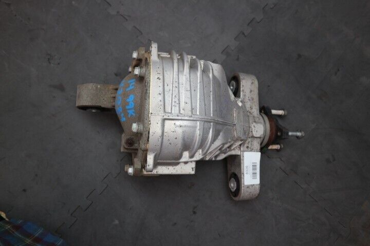 2014 Chevrolet Camaro SS 3.27 Rear Carrier Differential Automatic 22928326 GM