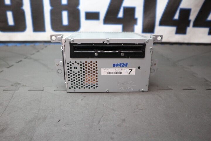 2011 Ford Mustang GT Face Plate, Receiver, Screen Radio OEM