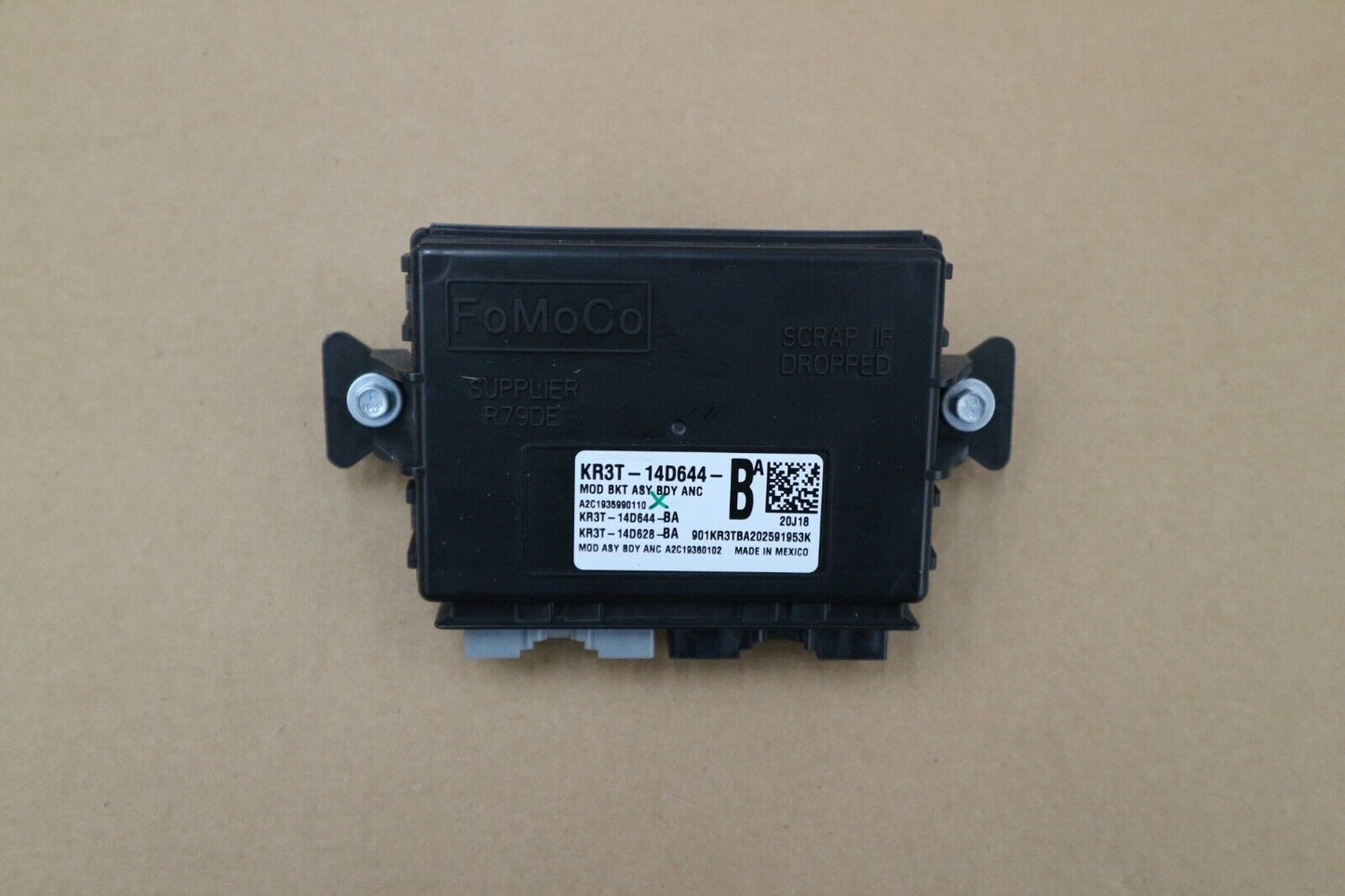 2019 FORD MUSTANG LAMP LIGHTING CONTROL MODULE KR3T14D644BA OEM