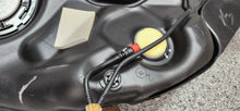 Load image into Gallery viewer, 2019-2021 Dodge Challenger Scat Pack 6.4L Gas Tank w/ Pumps OEM7
