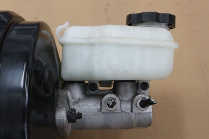 2014 CAMARO SS Brake Booster Master Cylinder AUTOMATIC OEM