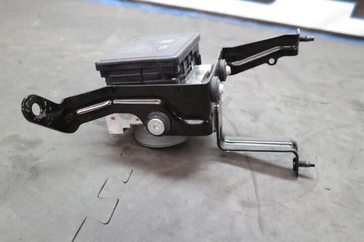 2018-2023 Ford Mustang GT ABS Brake Pump Module Control "Manual" OEM