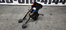 Load image into Gallery viewer, 2005-2009 Ford Mustang GT Manual Clutch &amp; Brake Pedal  Assembly OEM0
