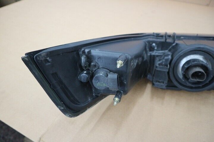 2003 FORD MUSTANG RIGHT PASSENGER HEADLAMP ASSEMBLY OEM