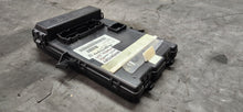 Load image into Gallery viewer, 2007 Ford Mustang GT BCM Body Control Module "Automatic" OEM1
