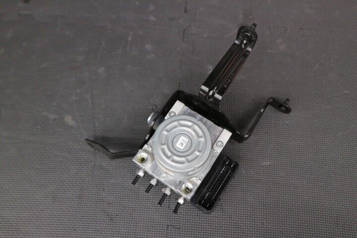 2020 Ford Mustang GT ABS Brake Pump Module Control "AUTOMATIC" - OEM