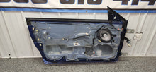 Load image into Gallery viewer, 2005 2009 Ford Mustang GT Convertible LH Driver Door Complete w/Glass "G9" OEM10
