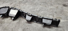 Load image into Gallery viewer, 2015-2023 Ford Mustang GT LH &amp; RH Fender Rocker Panel Bracket OEM3
