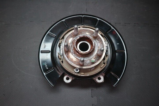 2010-2015 Chevrolet Camaro SS RH Rear Spindle Knuckle Hub OEM