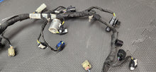 Load image into Gallery viewer, 2018-2023 Ford Mustang GT 5.0L Engine Harness "Automatic" JU5T 12C508 OEM5

