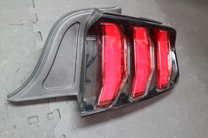 2018-2023 Ford Mustang GT V6 EcoBoost RH Passenger LED Tail Light OEM