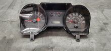 Load image into Gallery viewer, 2005-2009 Ford Mustang GT Speedometer Instrument Gauge Cluster "Automatic" OEM0
