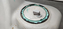 Load image into Gallery viewer, 2005 2009 Ford Mustang GT Gas Tank with Pumps Complete 141k Miles   OEM2
