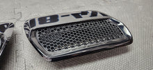 Load image into Gallery viewer, 2018-2023 Ford Mustang GT Hood Insert Vents RH &amp; LH "G1" OEM4

