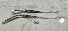 Load image into Gallery viewer, 2005-2009 Ford Mustang LH and RH Front Windshield Wiper Arm Pair OEM8
