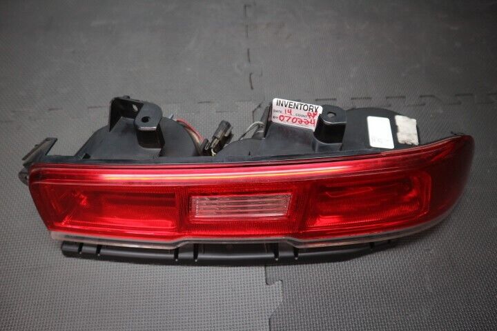 2014-2015 Chevrolet Camaro RH Tail Light   OEM