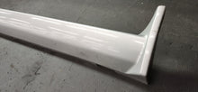 Load image into Gallery viewer, 2005-2009 Ford Mustang RH Passenger Side Skirt Molding (TL) OEM
