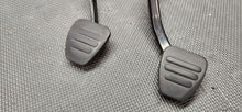 Load image into Gallery viewer, 2024-2025 Ford Mustang GT Manual Brake &amp; Clutch Pedal OEM2

