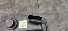 Load image into Gallery viewer, 2016-2024 Camaro 6.2L  Valve Active Exhaust Actuator - 82520584 - OEM2
