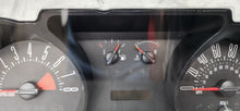 Load image into Gallery viewer, 2005-2009 Ford Mustang GT Speedometer Instrument Gauge Cluster "Automatic" OEM3
