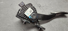 Load image into Gallery viewer, 2015-2017 Ford Mustang GT Gas Pedal Assembly CR339F836AB - OEM5

