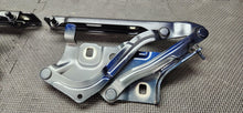 Load image into Gallery viewer, 2018-2023 Audi A5 Hood Hinge LH/RH Set OEM4
