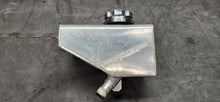 Load image into Gallery viewer, 2005-2009 Ford Mustang GT 5.0 "Moroso" 63768 Expansion Tank11
