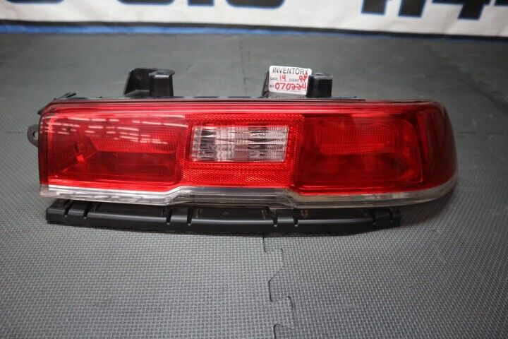 2014-2015 Chevrolet Camaro RH Tail Light   OEM