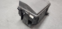 Load image into Gallery viewer, 2012-2015 Chevrolet Camaro 6.2L Engine Fuse Box 22760635 OEM2
