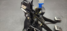 Load image into Gallery viewer, 2015-2017 Ford Mustang GT Premium Manual Brake &amp; Clutch Pedal OEM4

