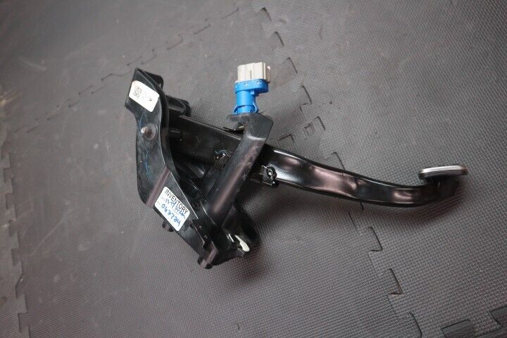 2015-2017 Ford Mustang GT Brake Pedal Assembly OEM